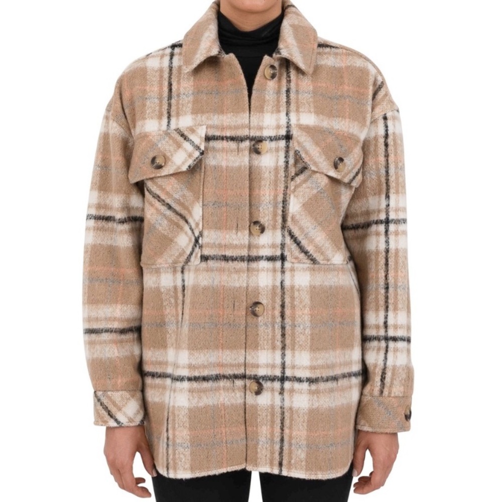 CYN & LUCA Oversized Plaid Shacket in Tan